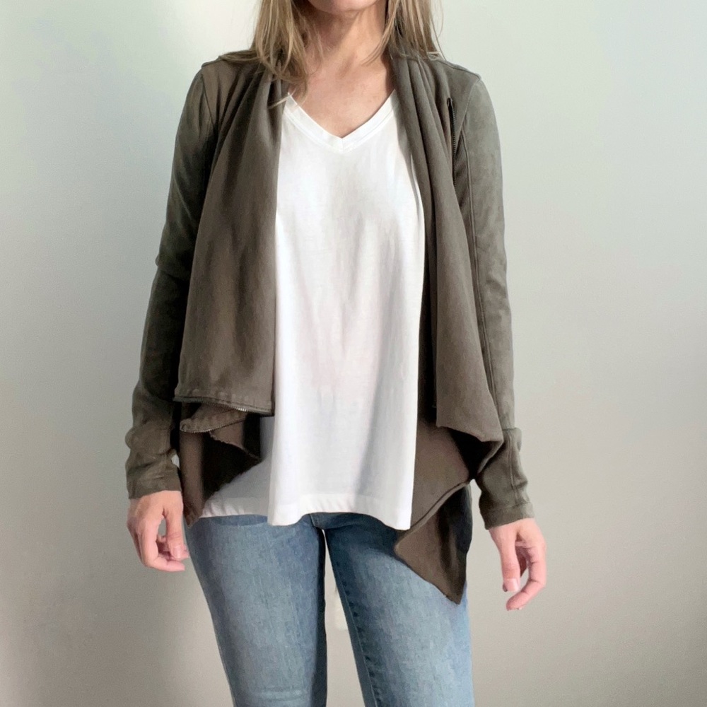 BLANK NYC Asymmetric faux suede and ribbed drape front zip jacket size Small